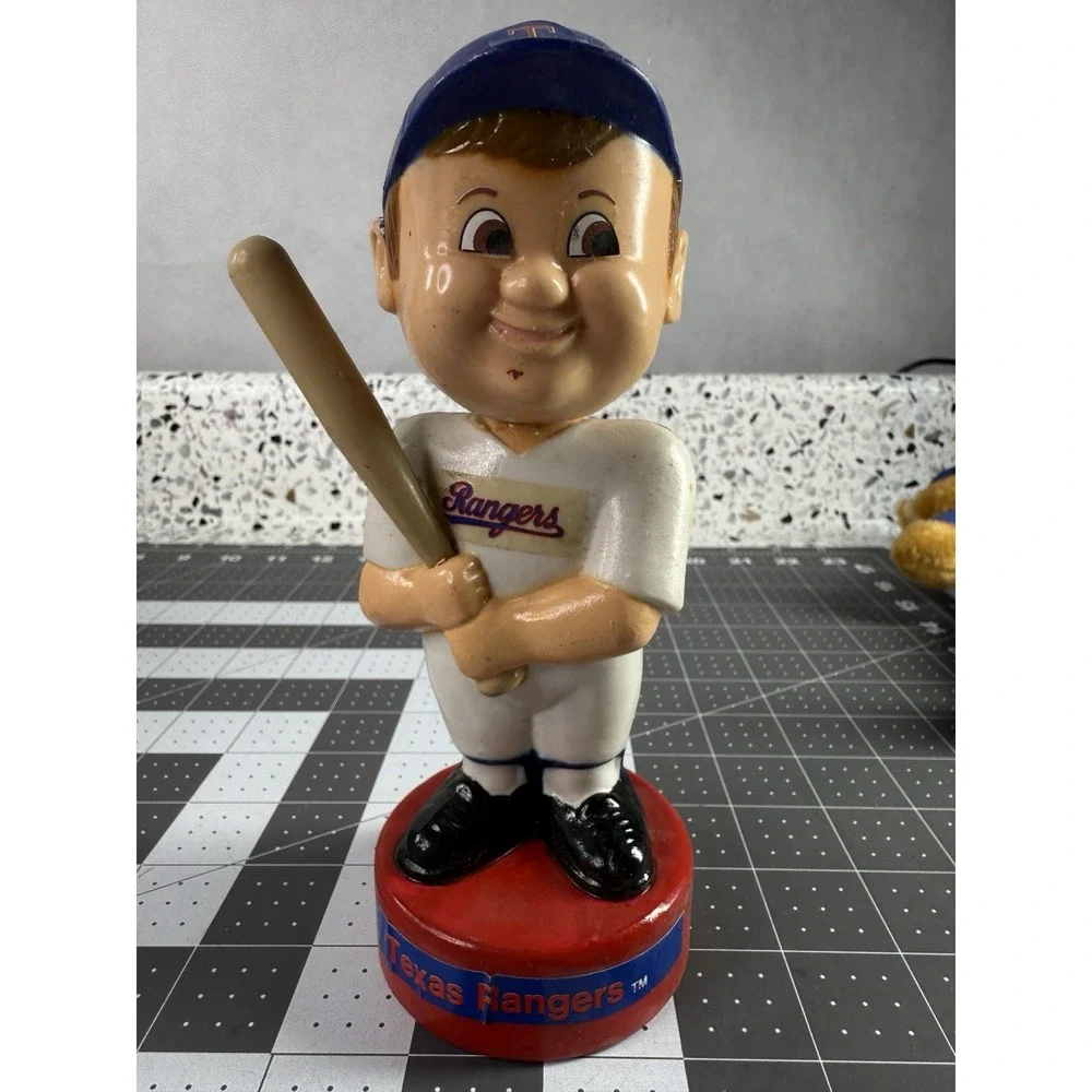 Texas Rangers MLB VTG Collectible Bobbing Head Doll Bobblehead Twins Ent. Rare